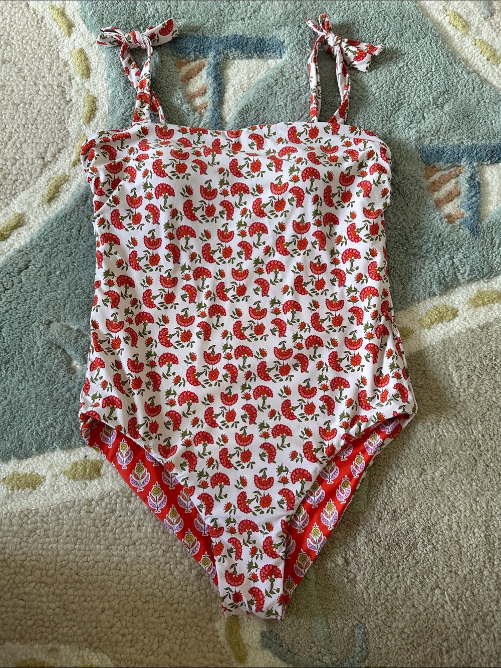J. Crew White One-Piece Swimsuit with Red Floral Print xs/s